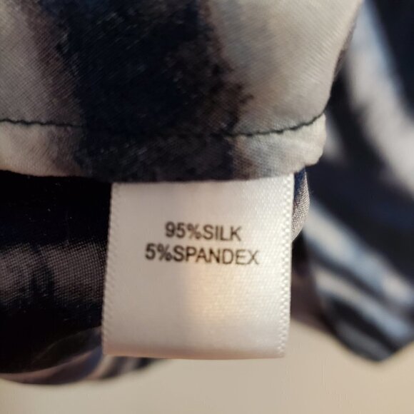 St. John Silk Blouse Size 4 tie Dye Cowl Neck Black Blue White Zebra Animal - Picture 8 of 14